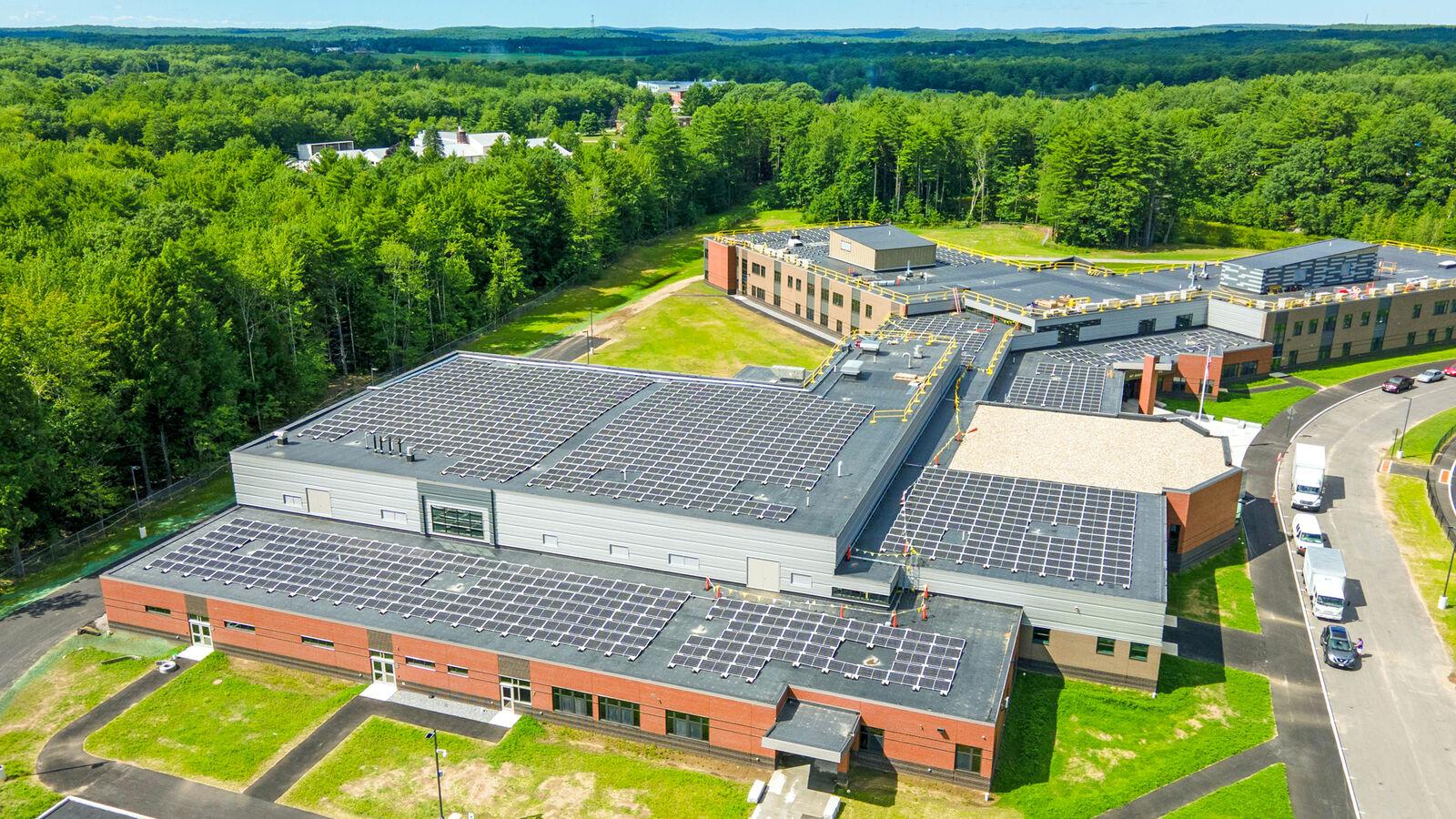 Mt. Ararat High School Chooses Solar