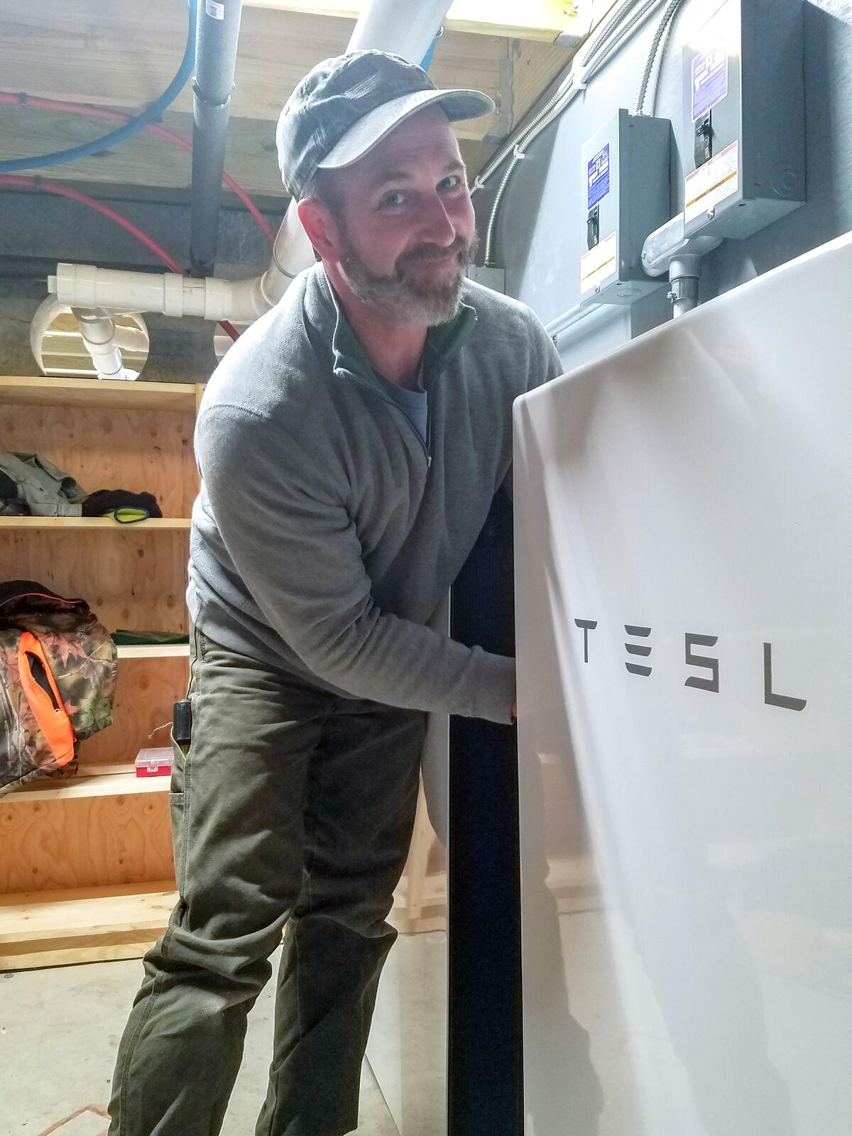 Revision Tesla Powerwall Installer