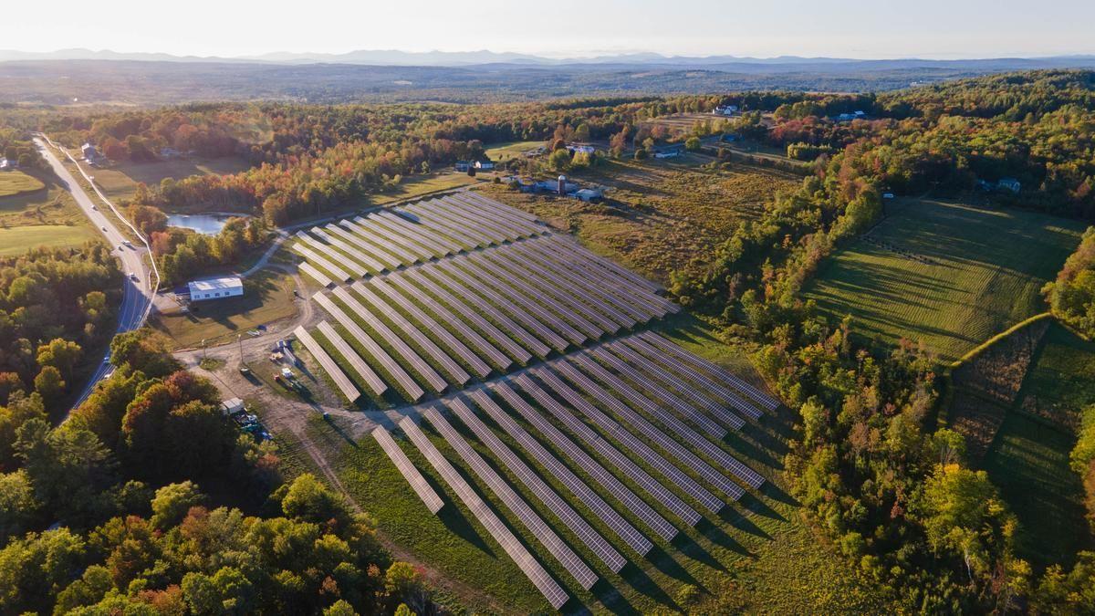 community solar farm.png