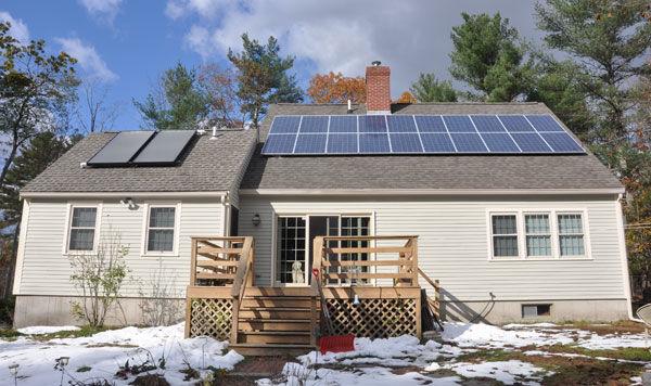 kingston-nh-solar-landry-01.jpg