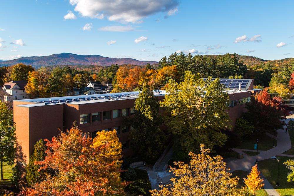 Plymouth_State_University_Hyde_Hall_Solar.jpeg