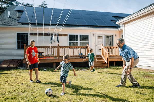 solar loans vs. solar leases .png