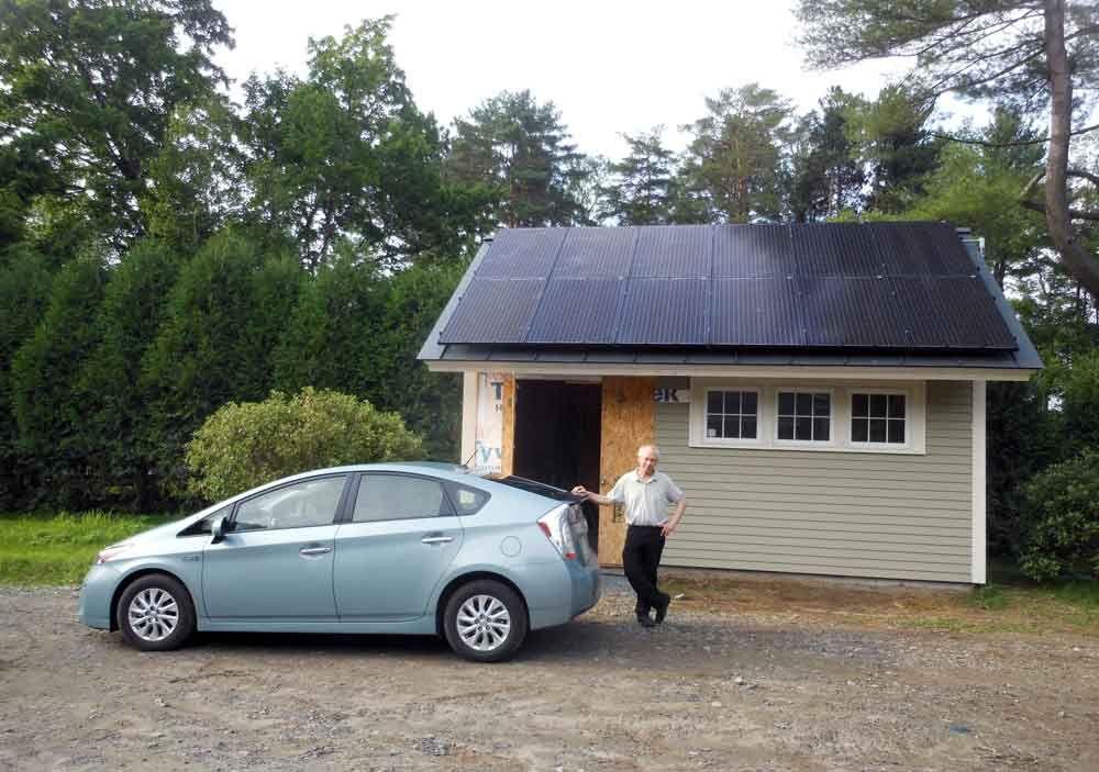 hanover-nh-solar-lewin.jpg