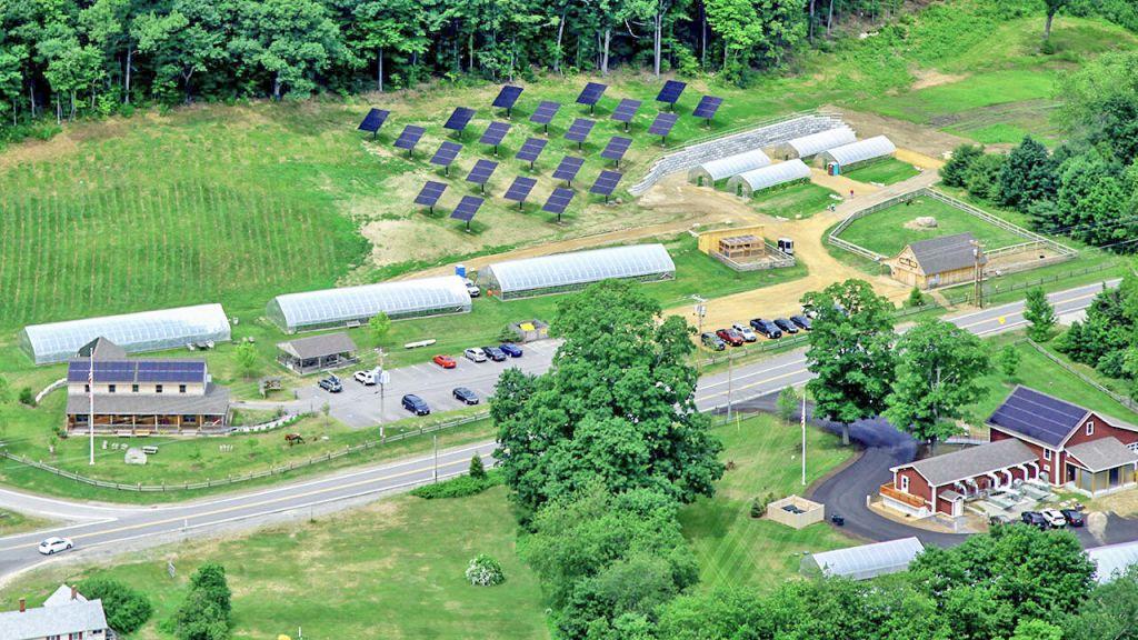 farm-at-eastmans-corner-solar-kensington-nh-01.jpg