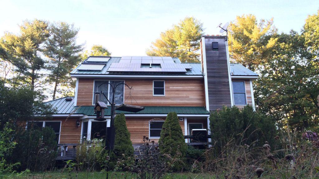 pownal-maine-solar-lovitch-01.jpg