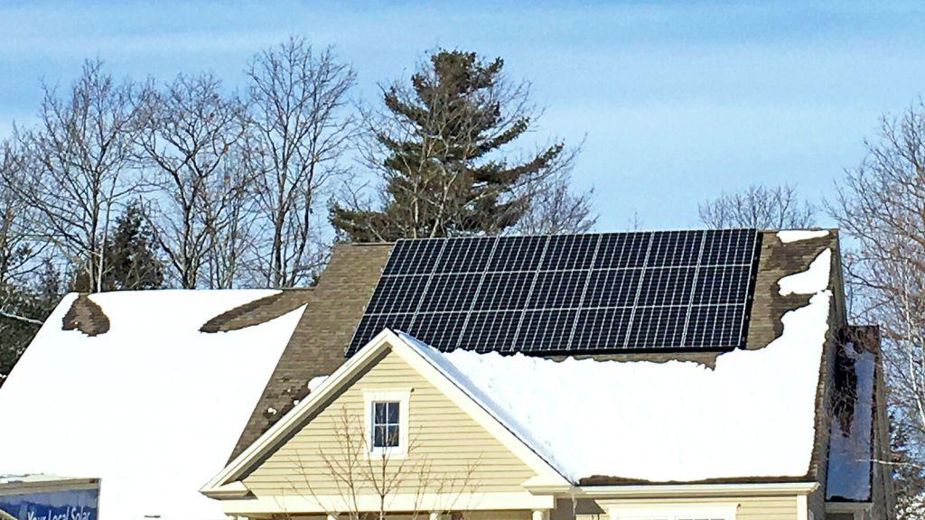 highland-green-solar-power-home-10.jpg