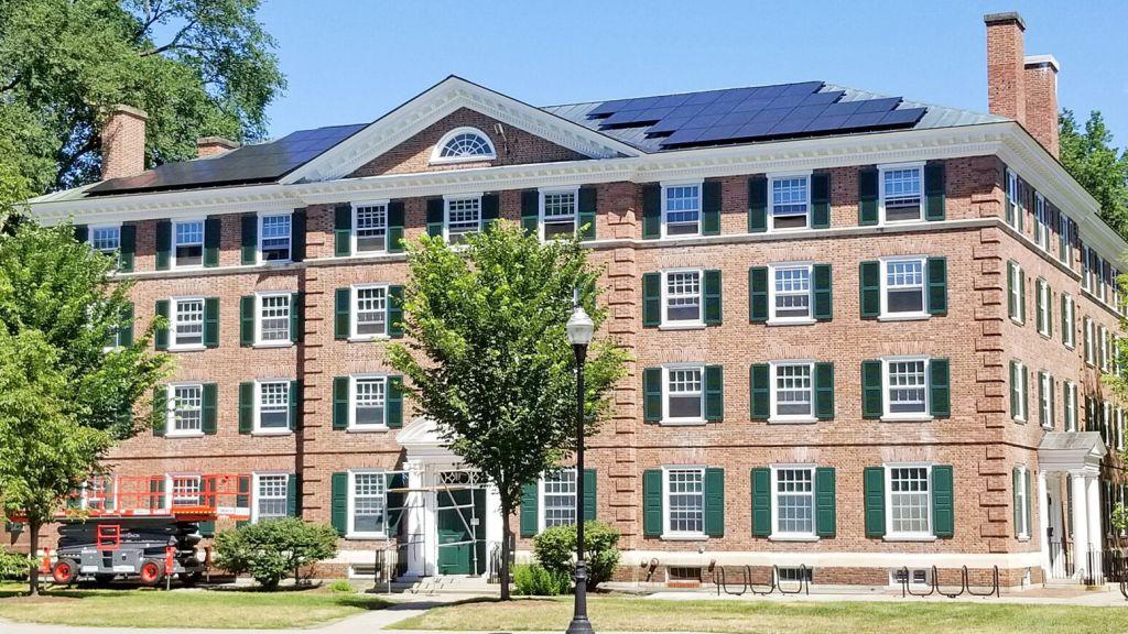 dartmouth-solar-3.jpg